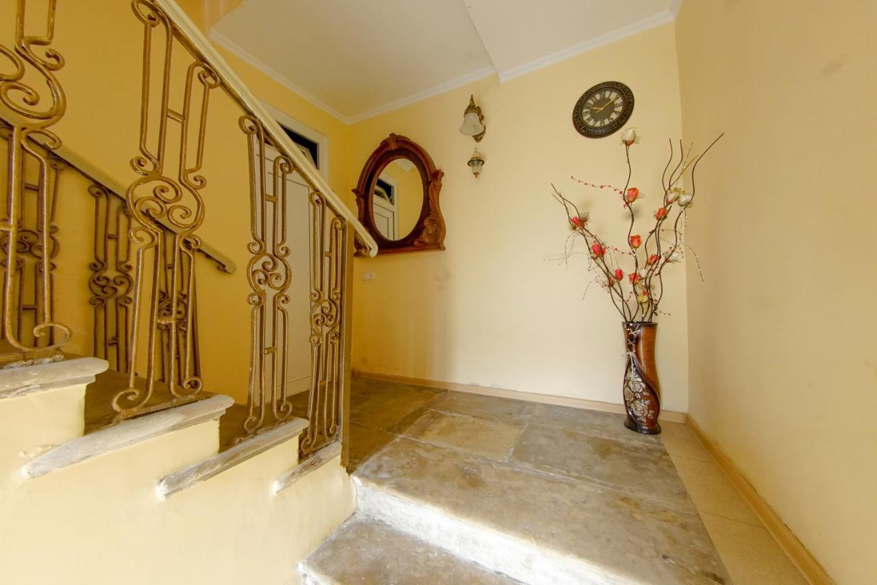 House 1899 Hotel Kutaisi Exterior photo